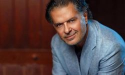 راغب علامة يخضع للتحقيق بسبب حزب الله